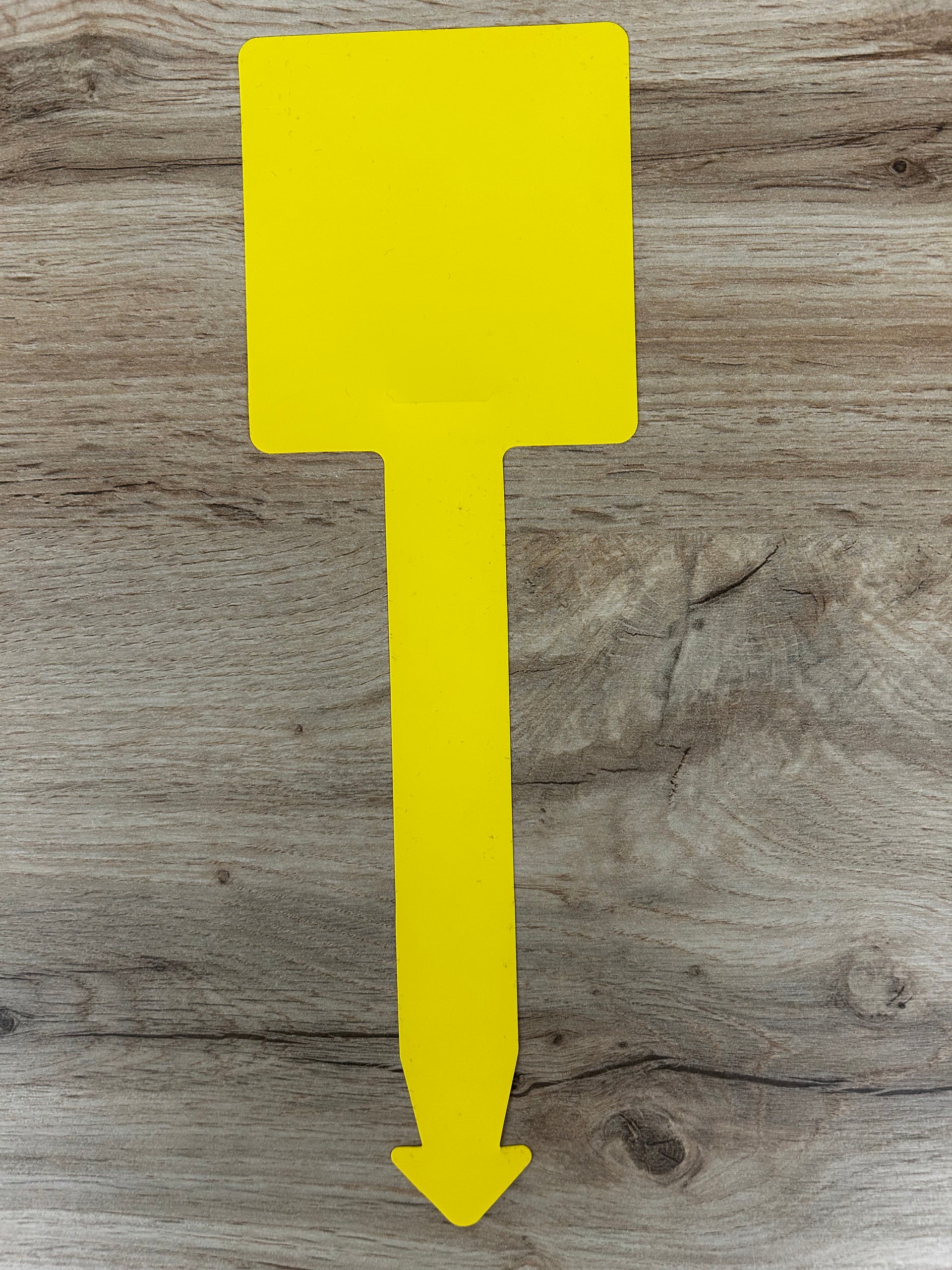 Etiqueta / Corbata AMARILLO PVC 200M 300X97mm.
